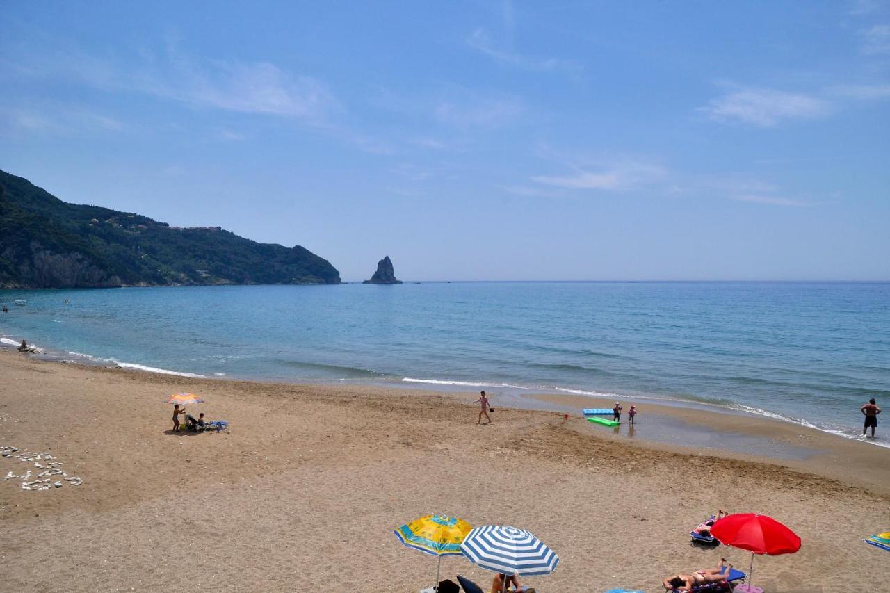 Apartments Maria With Amazing Pool - Agios Gordios Beach Exterior photo