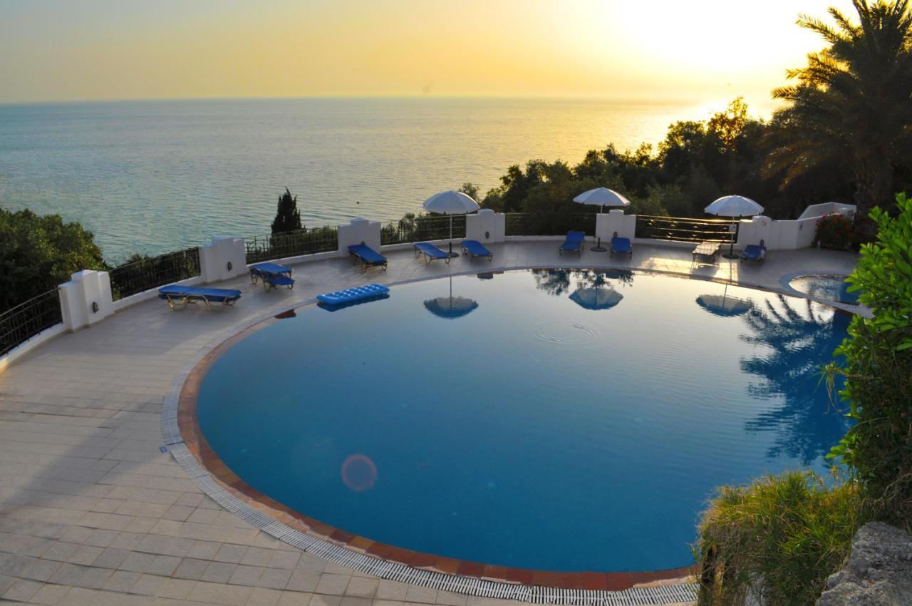 Apartments Maria With Amazing Pool - Agios Gordios Beach Exterior photo