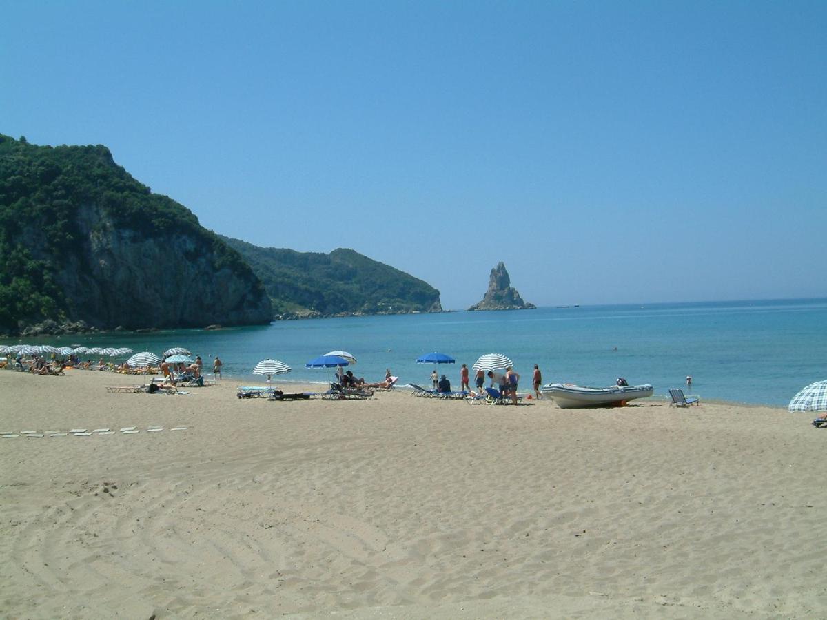 Apartments Maria With Amazing Pool - Agios Gordios Beach Exterior photo